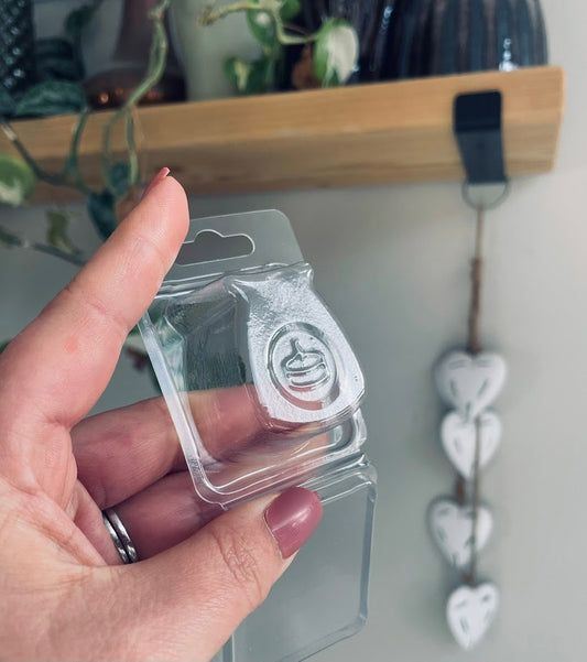 1oz Wax Burner Cavity Clamshell