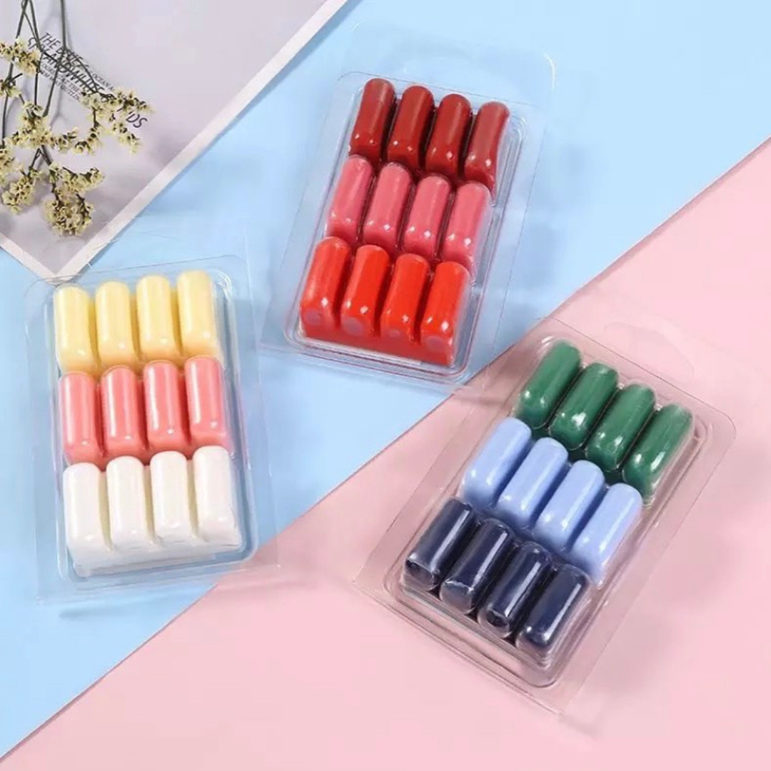 Pill Style Clamshell