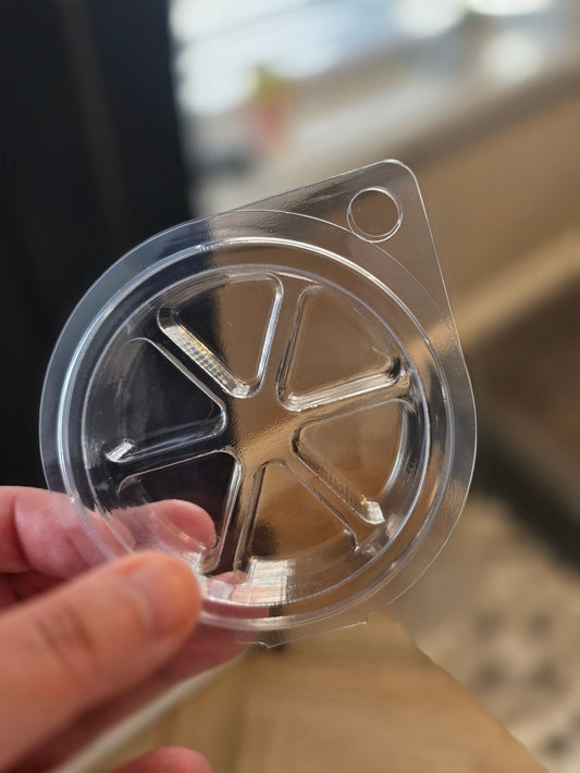 Segment Deli Pot Snapbar Clamshell (with Hanging Hole)